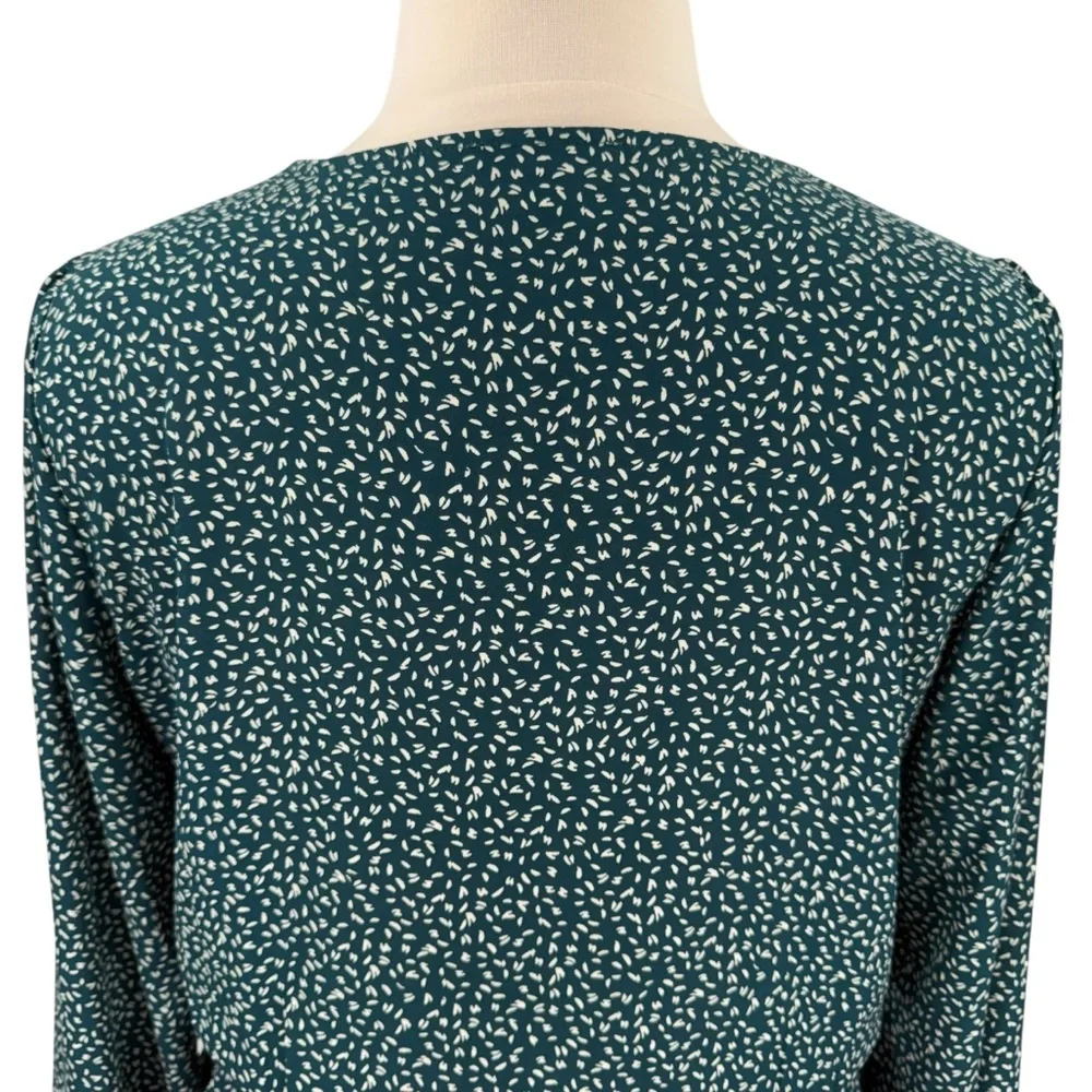 Nine Britton Cavanna Teal Green Faux Wrap Animal Print Dressy Peplum Blouse - Picture 11 of 16